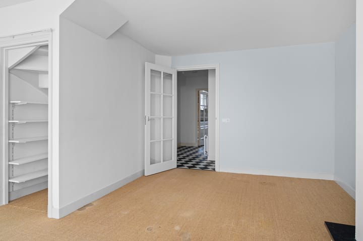 Photo 12 of Heukestraat 5