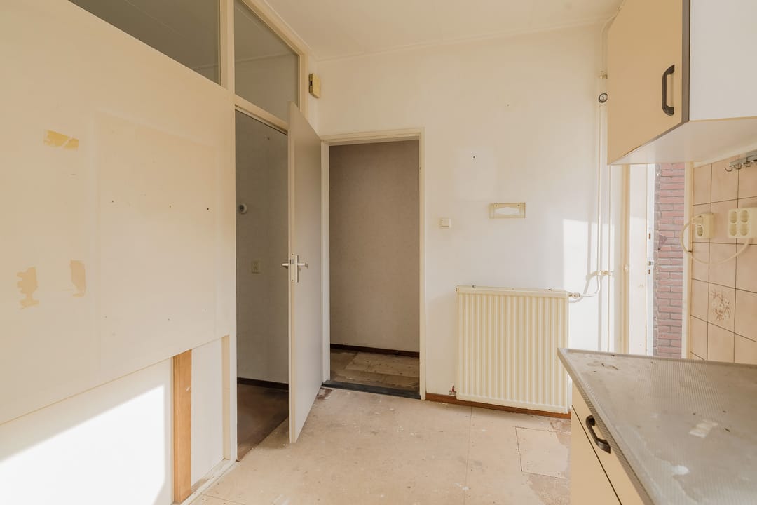 Photo 8 of Smidt van Gelderstraat 43