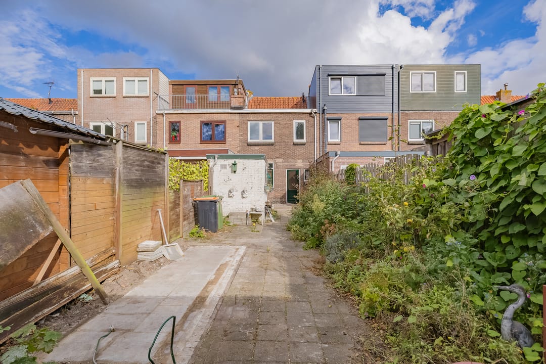 Photo 11 of Smidt van Gelderstraat 43