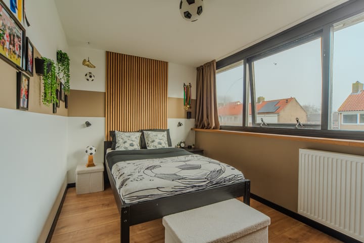 Photo 25 of Van Eckstraat 25