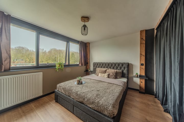 Photo 29 of Van Eckstraat 25