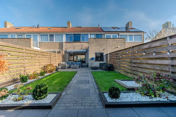 Photo 43 of Van Eckstraat 25