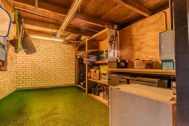 Photo 49 of Van Eckstraat 25