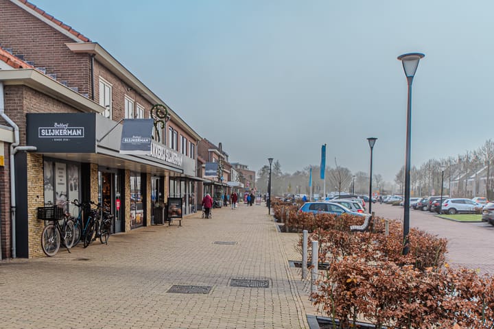 Photo 56 of Van Eckstraat 25