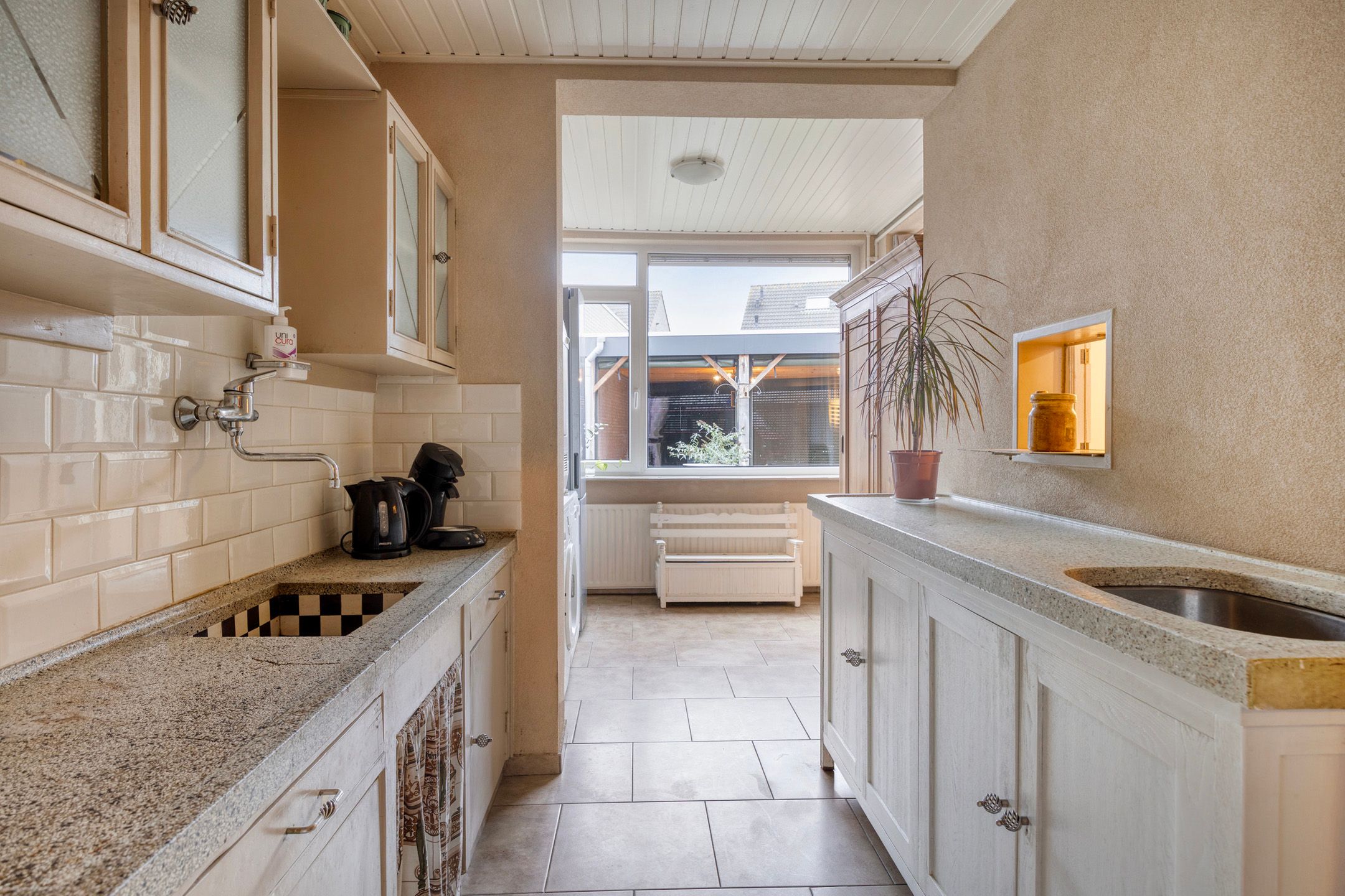 Foto 9 van Schadewijkstraat 69