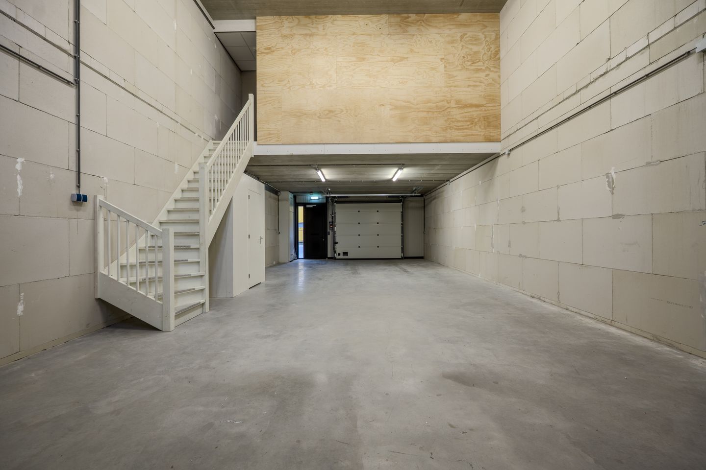 Bekijk foto 3 van Stuwadoorstraat 45