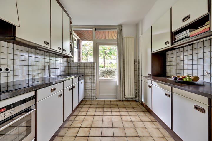 Foto 11 van Essenstraat 48