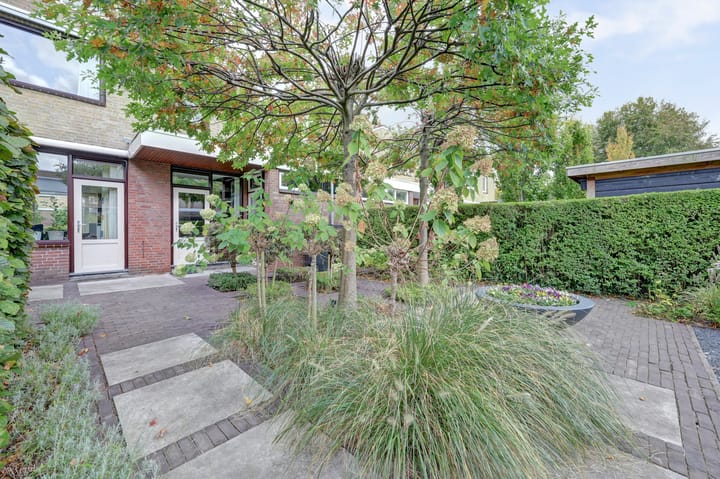 Foto 31 van Essenstraat 48