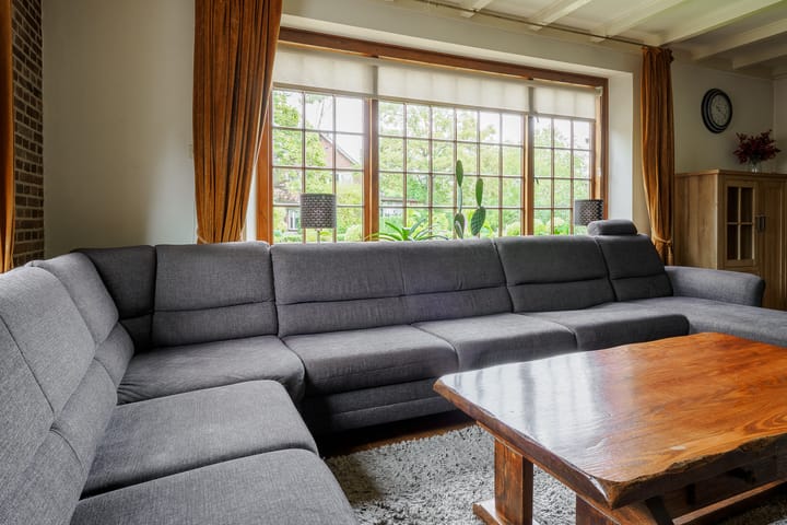 Photo 21 of Oosteinde 196