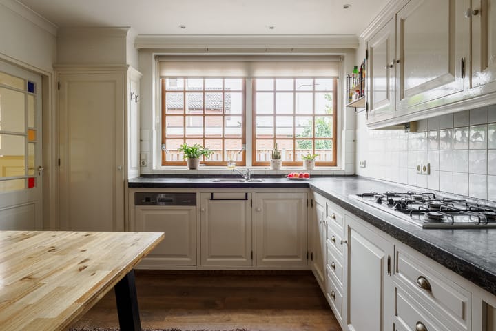 Photo 26 of Oosteinde 196