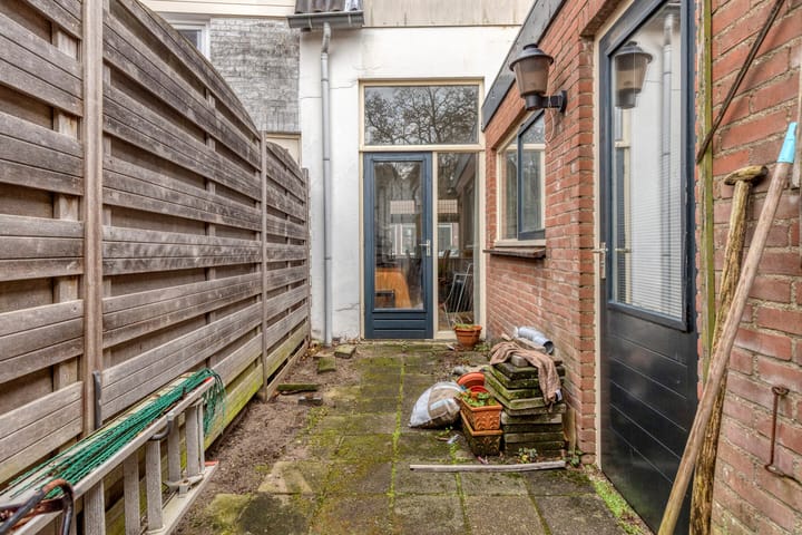 Photo 28 of Saenredamstraat 94