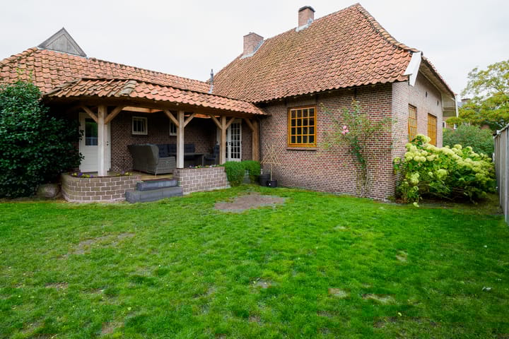 Photo 47 of Oosteinde 196