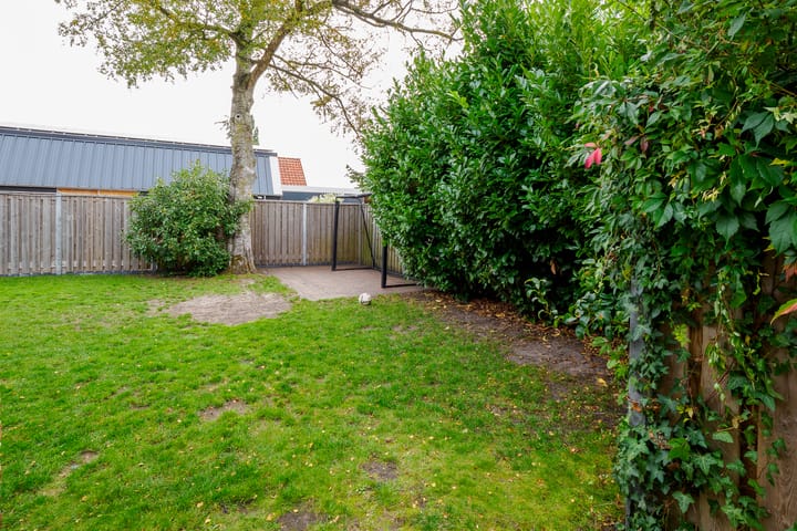 Photo 52 of Oosteinde 196