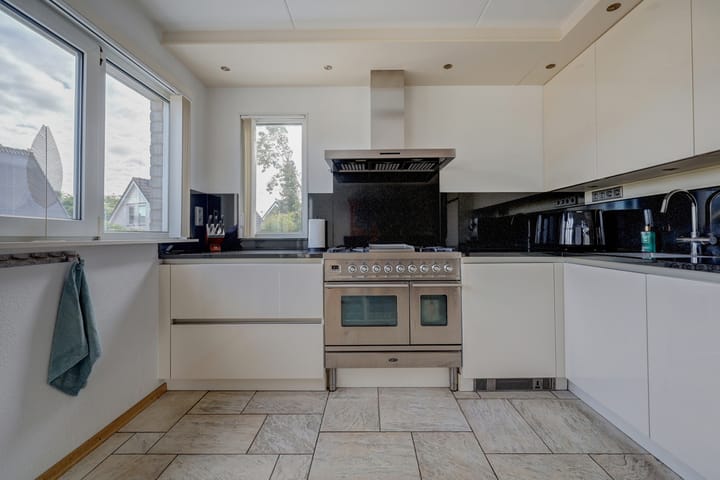 Photo 14 of Johanna Naberstraat 3