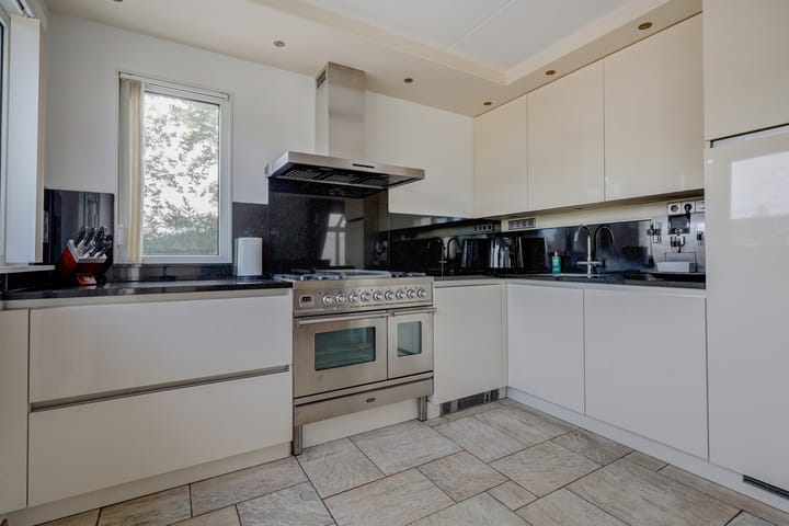 Photo 15 of Johanna Naberstraat 3