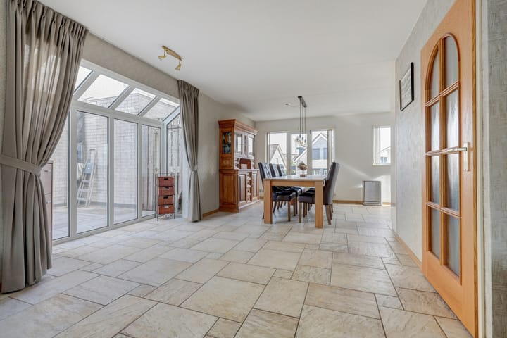 Photo 21 of Johanna Naberstraat 3