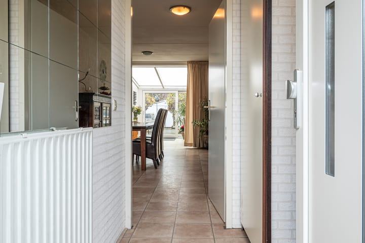 Photo 15 of Heesterlaan 11