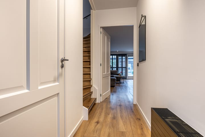 Foto 26 van Midgard 55