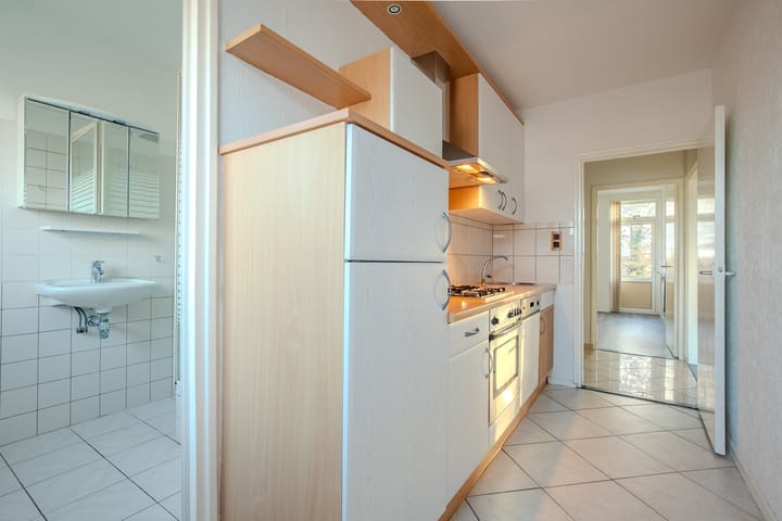 Photo 6 of Leliestraat 65