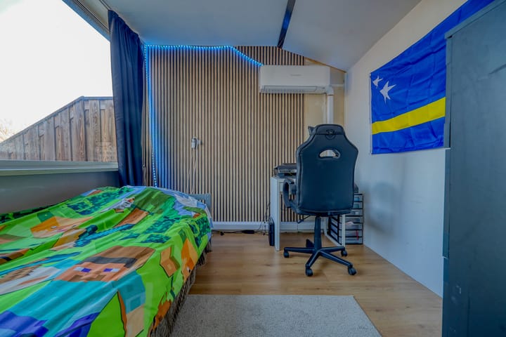 Foto 26 van Ribesstraat 12