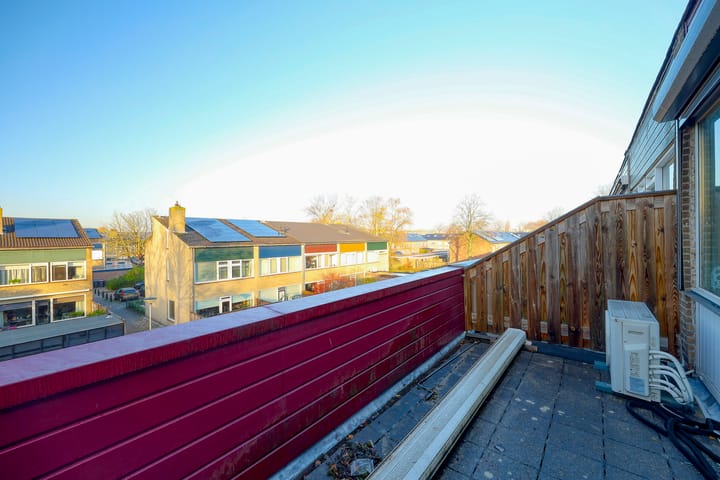 Foto 30 van Ribesstraat 12