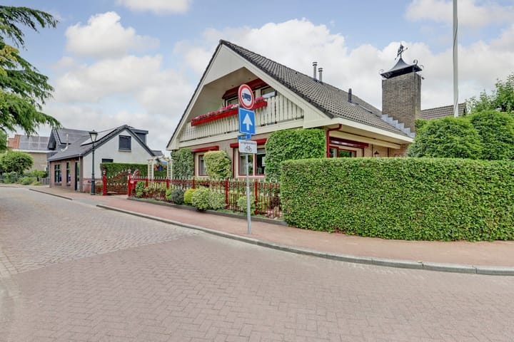 Photo 2 of Ring 38-A