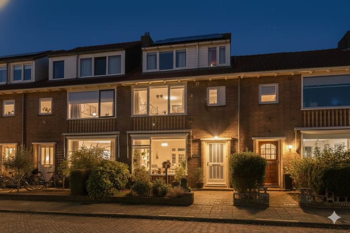 Foto 5 van Charlotte de Bourbonstraat 12