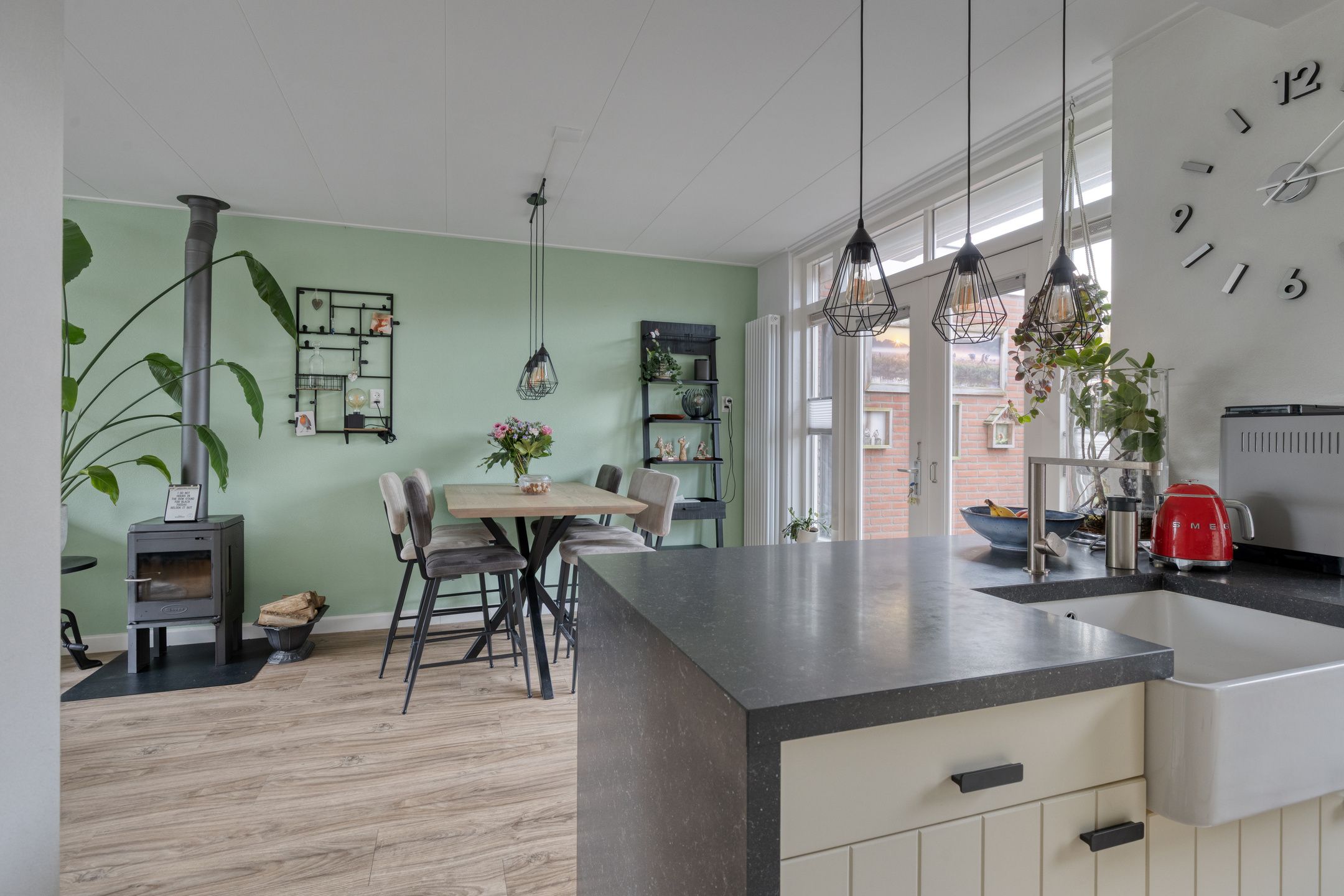 Foto 18 van Charlotte de Bourbonstraat 12