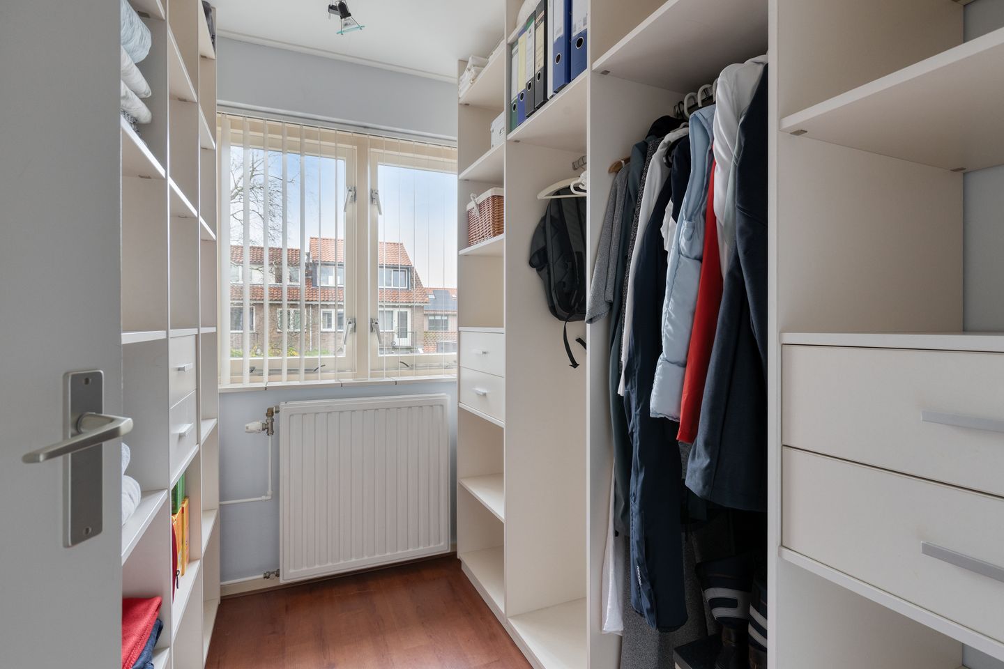 Foto 29 van Charlotte de Bourbonstraat 12