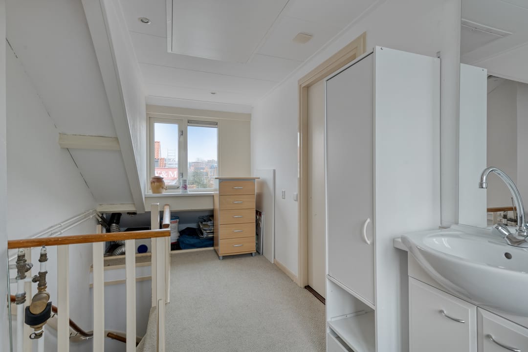 Foto 38 van Charlotte de Bourbonstraat 12