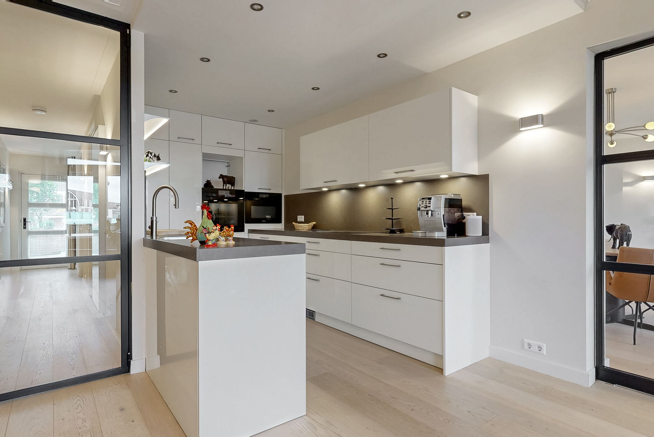 Photo 6 of Vinkenlaan 33-B