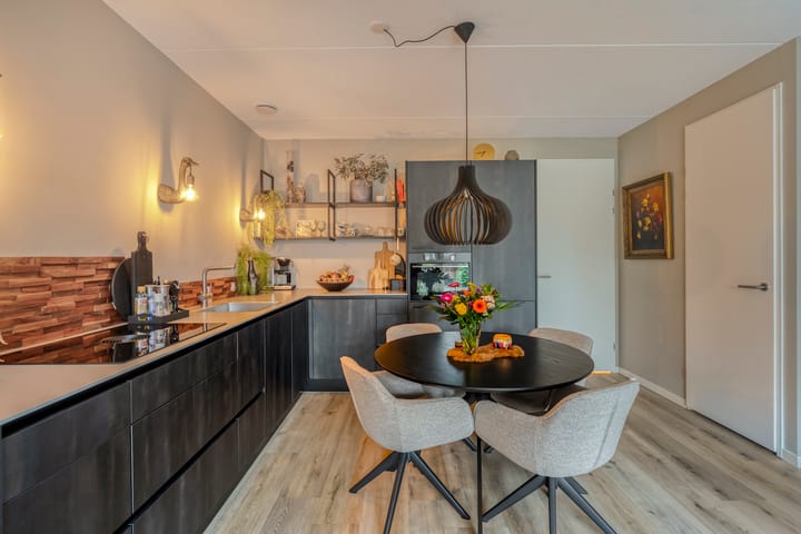 Foto 16 van Dingspelstraat 8