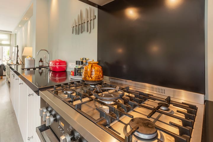 Foto 11 van Helmondstraat 28