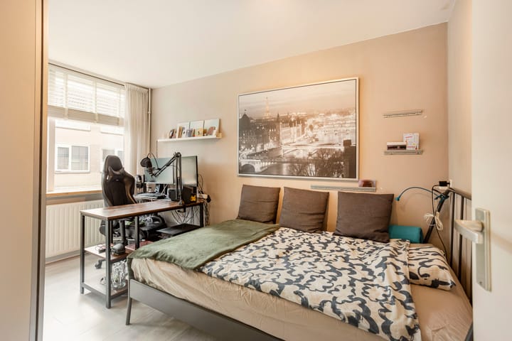 Foto 13 van Helmondstraat 28