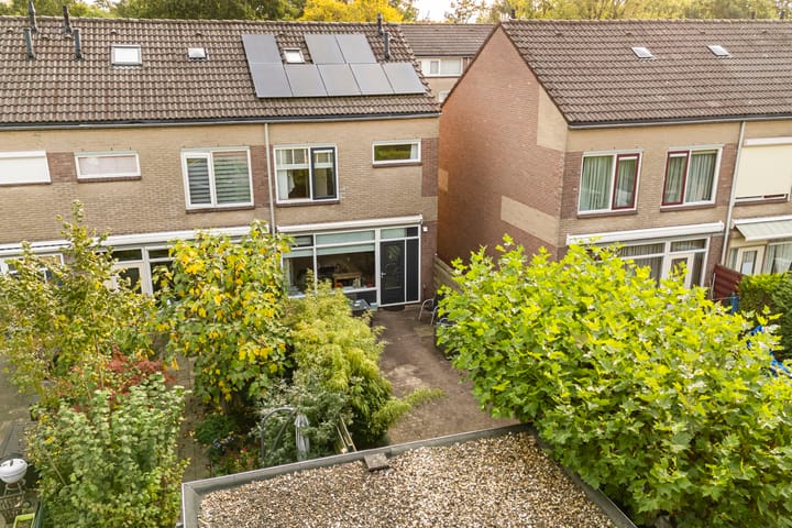 Foto 28 van Helmondstraat 28