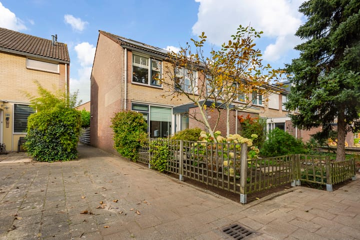 Foto 29 van Helmondstraat 28