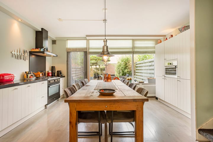 Foto 8 van Helmondstraat 28