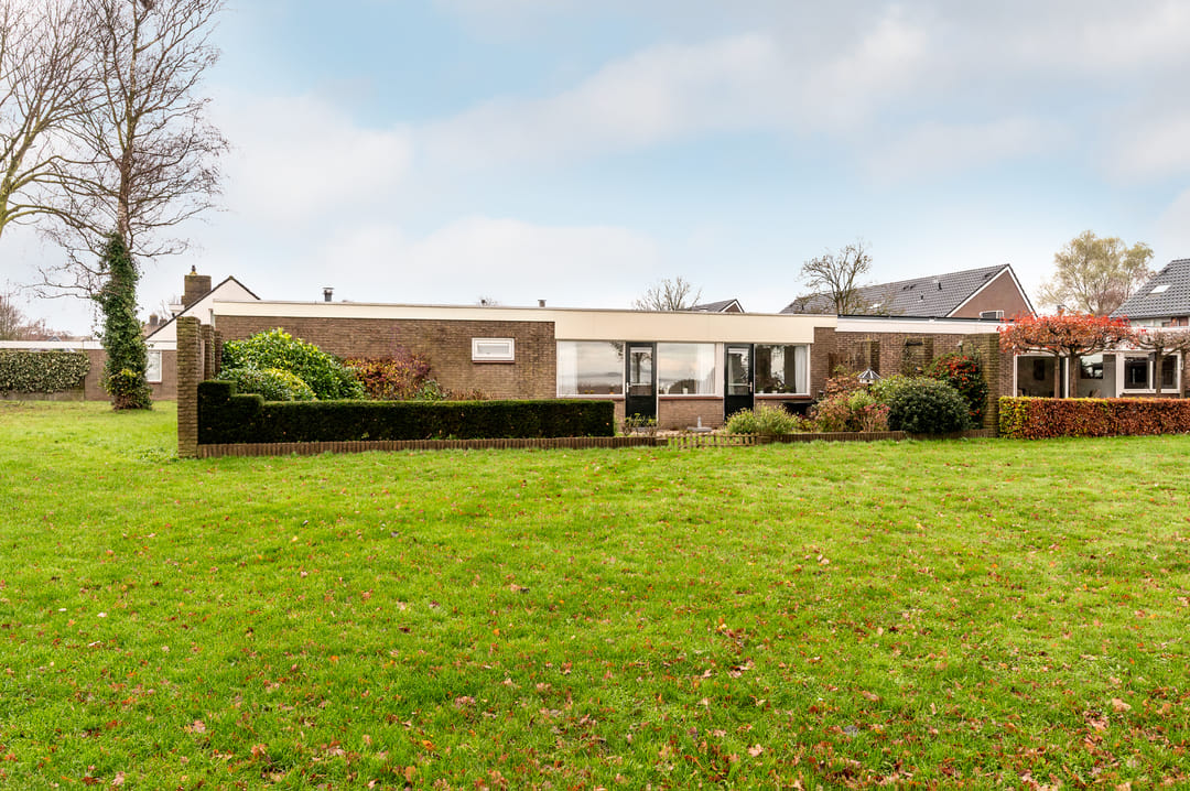 Foto 2 van Emdenmeen 66