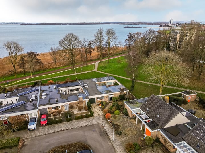 Photo 54 of Emdenmeen 66