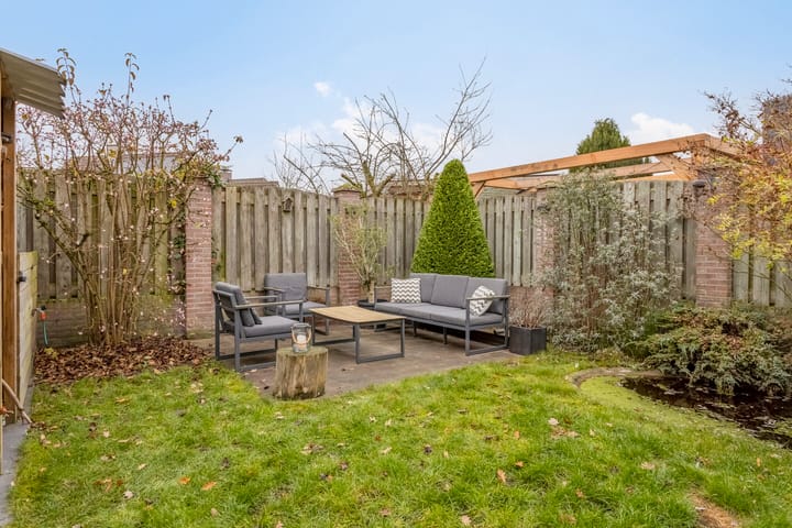 Photo 19 of Plevierstraat 8