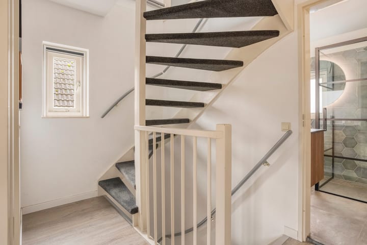 Photo 22 of Plevierstraat 8