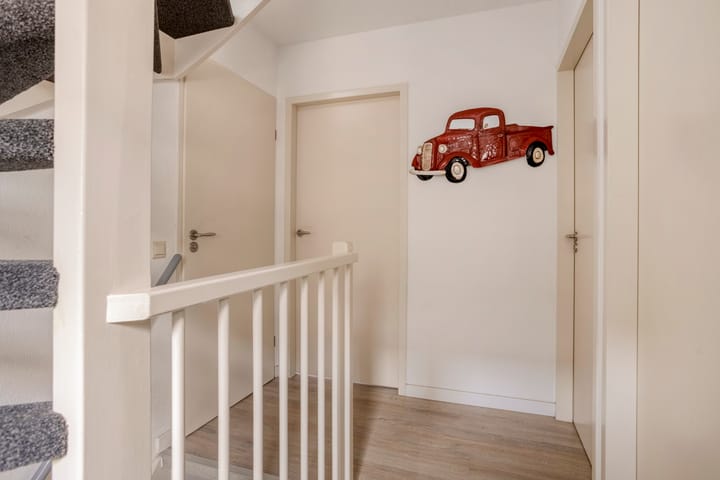 Photo 23 of Plevierstraat 8