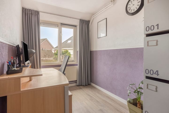 Photo 28 of Plevierstraat 8