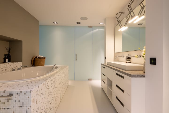 Foto 38 van Nijverheidstraat 297