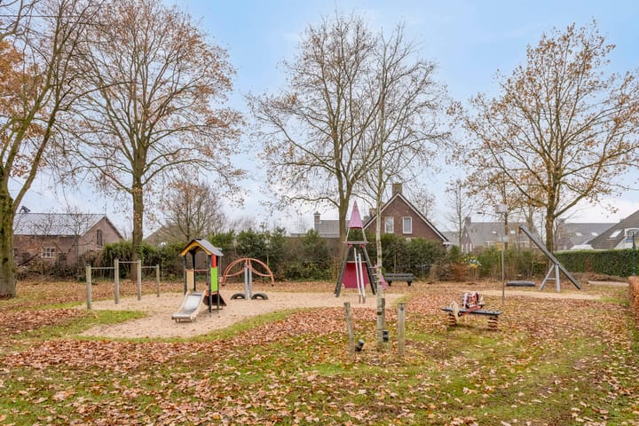 Photo 38 of Plevierstraat 8