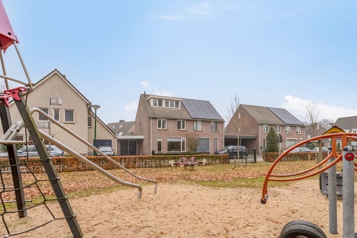 Photo 39 of Plevierstraat 8