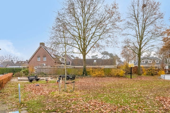 Photo 40 of Plevierstraat 8