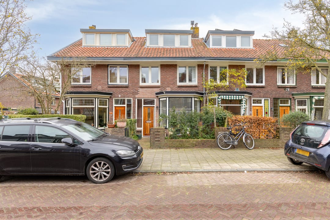 Photo 1 of Van der Waalsstraat 66