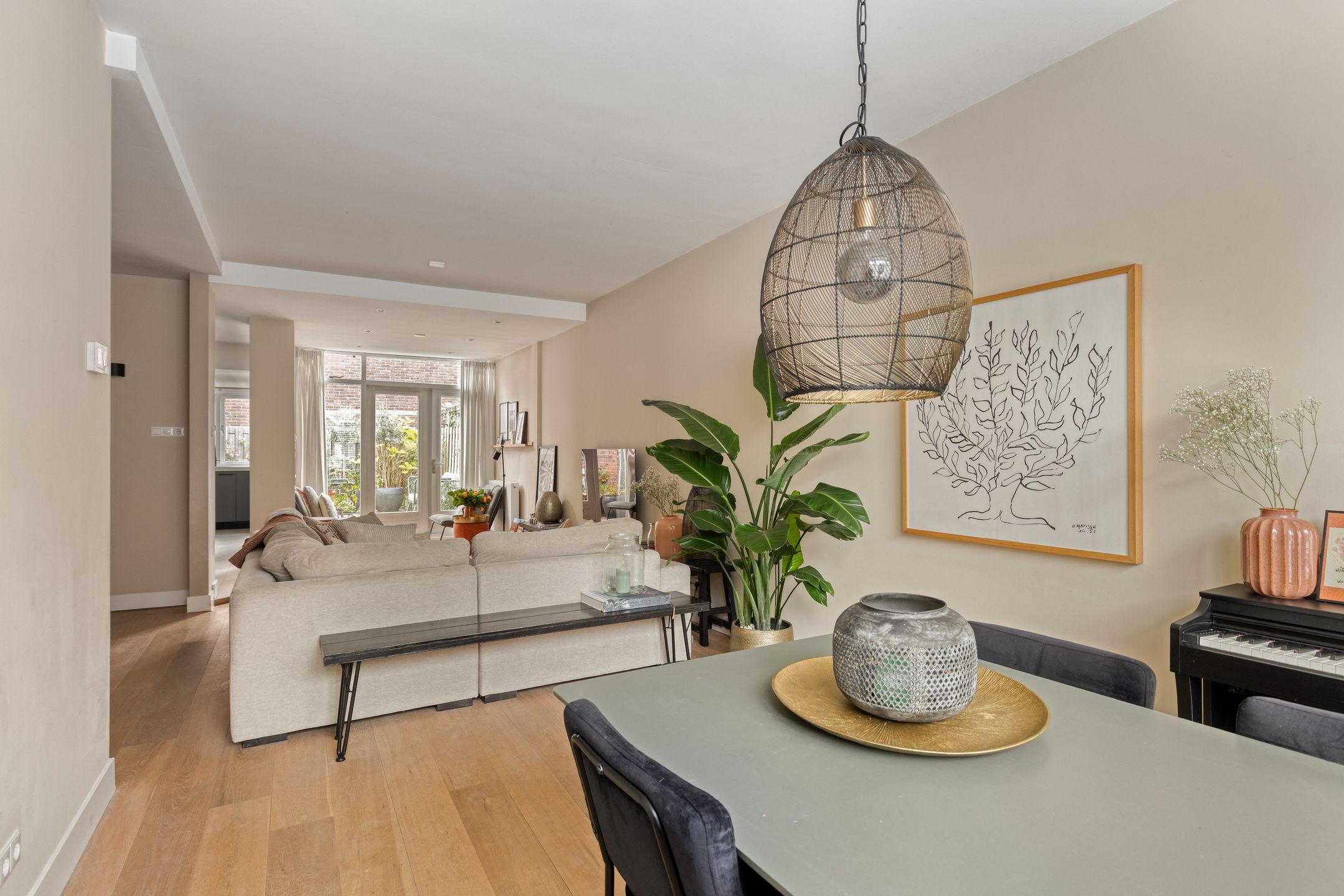 Photo 9 of Van der Waalsstraat 66