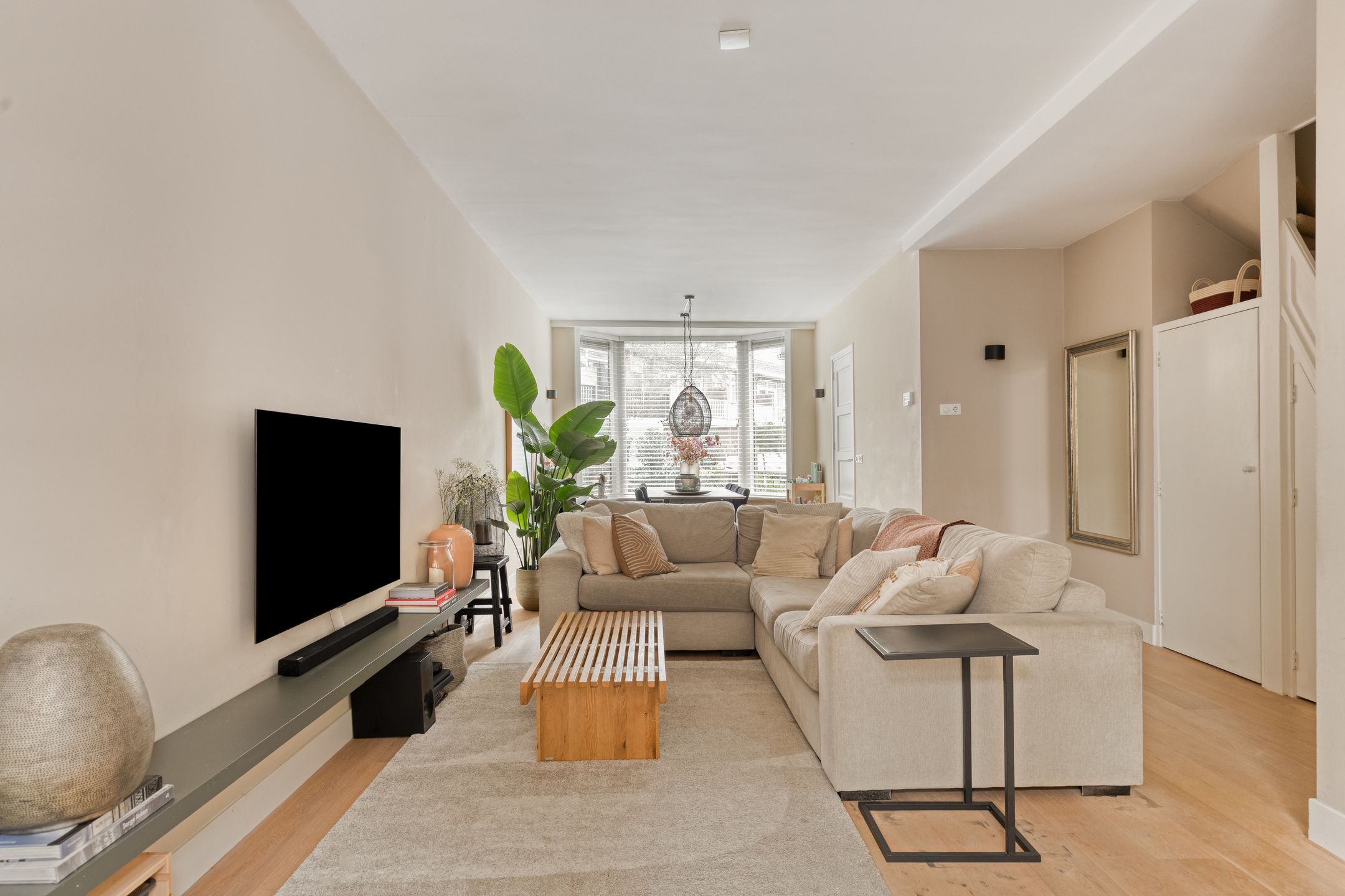 Photo 12 of Van der Waalsstraat 66